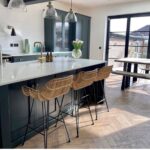 visgraat vloer gelegd door Oude Plank. Experts in het leggen en de verkoop van oude houten vloeren