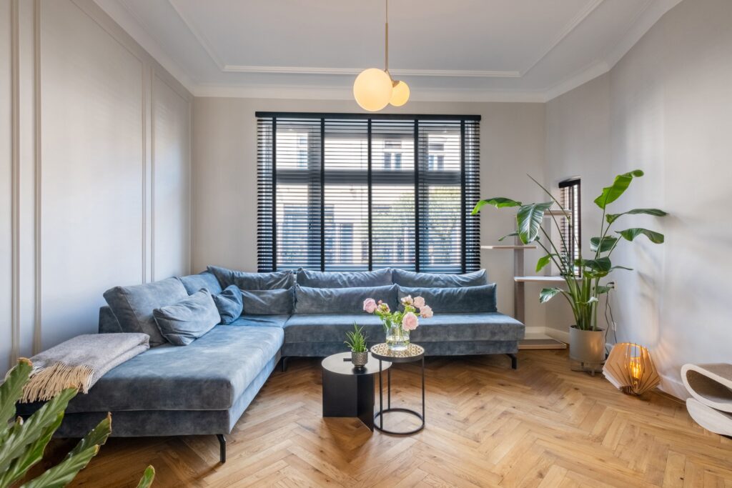 Warmte en stijl: Houten vloeren in combinatie met vloerverwarming en/of warmtepomp 1 Hoe vloerverwarming goed mogelijk is onder een houten vloer